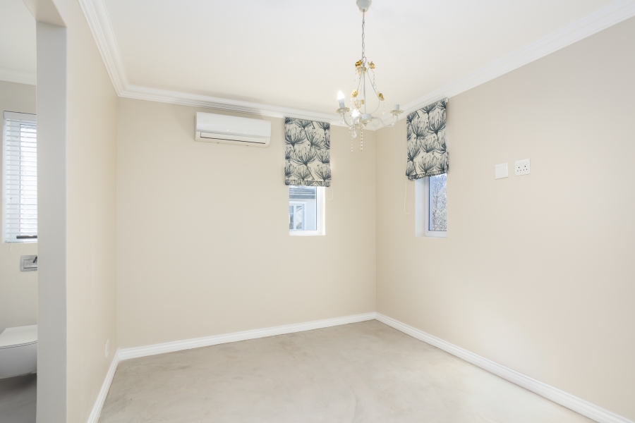 4 Bedroom Property for Sale in Val De Vie Estate Western Cape